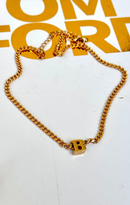 CHOKER INICIAL DOURADA