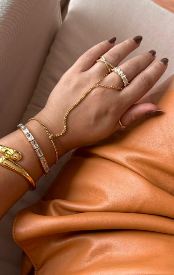 HAND CHAIN DOURADO
